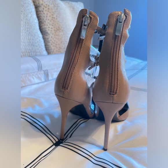 Kendall and Kylie Nude Caged Ankle Leather Pointy High Heel Pumps - Picture 5 of 7